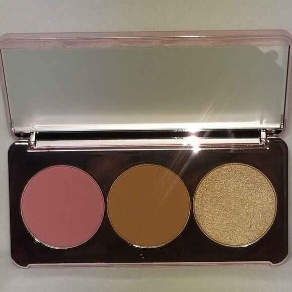 Girlactik - Blush Me & Glow Face Palette - Blush Me Light - Picture 14 of 15